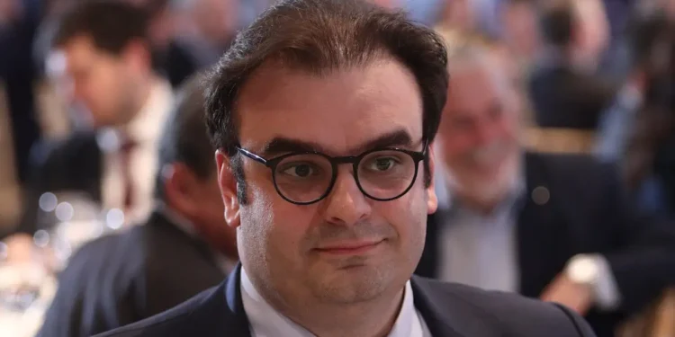 Πιερρακάκης: Χωρίς εφησυχασμό στον διεθνή ανταγωνισμό – Επενδύσεις και παραγωγικότητα το κλειδί