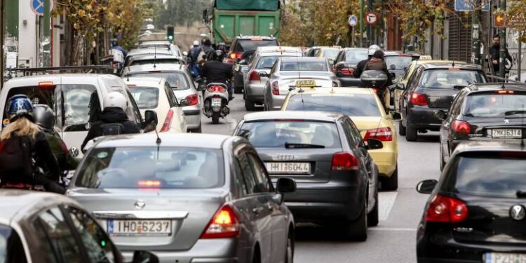 Τέλη κυκλοφορίας: Λήξη προθεσμίας στις 31 Δεκεμβρίου – Πώς πληρώνονται και ποια πρόστιμα ισχύουν