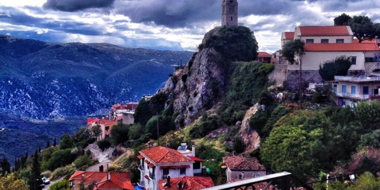 Παρνασσός – Αράχωβα: Tο απόλυτο δίδυμο των χειμερινών προορισμών