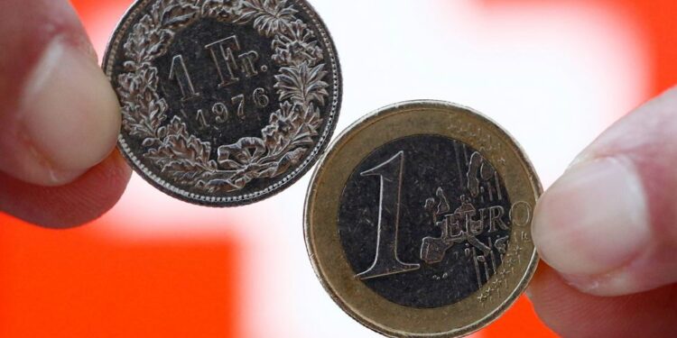 Ρύθμιση για τα δάνεια σε ελβετικό φράγκο: Μετατροπή σε ευρώ, «κούρεμα» ισοτιμίας και σταθερό επιτόκιο