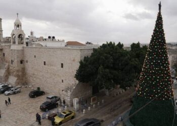 Βηθλεέμ: Επιστρέφουν οι χριστουγεννιάτικοι εορτασμοί μετά από δύο χρόνια πολέμου