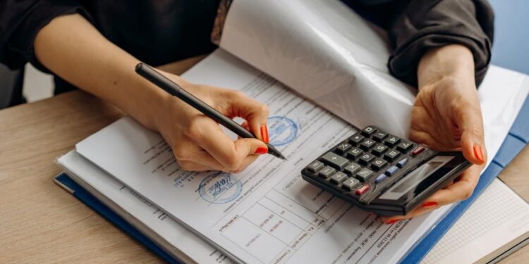 Πλήρες «πόθεν έσχες» για όλους