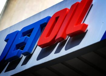 Δέσμευση περιουσιακών στοιχείων πέντε εταιρειών καυσίμων για σχέσεις με τη Ρωσία – Αναστολή λειτουργίας της Jet Oil