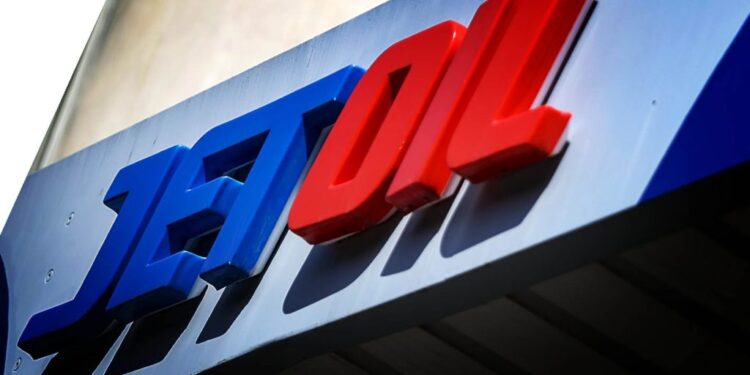 Δέσμευση περιουσιακών στοιχείων πέντε εταιρειών καυσίμων για σχέσεις με τη Ρωσία – Αναστολή λειτουργίας της Jet Oil