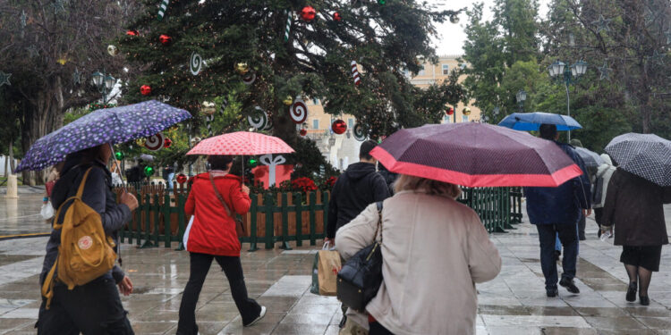 Καιρός: Κακοκαιρία ανήμερα Χριστουγέννων με βροχές και καταιγίδες σε μεγάλο μέρος της χώρας