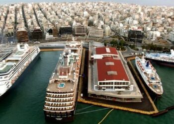 Σε κλίμα έντονης συγκίνησης οι Υποτροφίες Kunpeng από τον ΟΛΠ και στήριξη σε πρωτοετείς φοιτητές