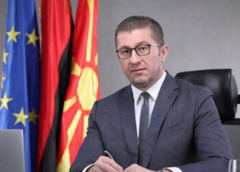 Μίτσκοσκι: «Ιερό για μένα το όνομα Μακεδονία» – Νέα ένταση με την Ελλάδα για τη Συμφωνία των Πρεσπών