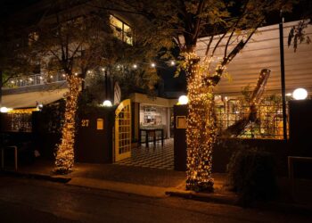 Ρεβεγιόν στο Yellow: Γιορτινό μπουφέ και μοντέρνα ατμόσφαιρα στην καρδιά της Κηφισιάς