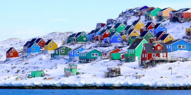 Οι ΗΠΑ ζητούν πλήρη στρατιωτική ελευθερία στη Γροιλανδία με αναθεώρηση της συμφωνίας με τη Δανία