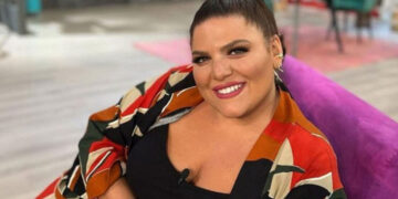 Η Δανάη Μπάρκα δημοσίευσε νέα φωτογραφία με τον σύντροφό της Φάνη ανήμερα των Θεοφανίων