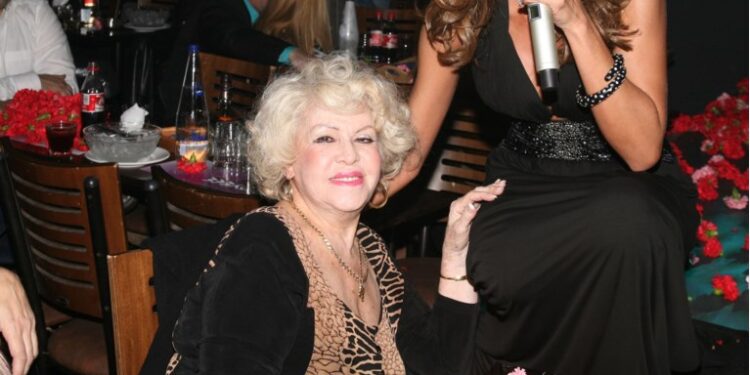 Αμφισβήτηση της διαθήκης της Καίτης Γκρέυ από τον γιο της Φίλιππο Ηλιάδη