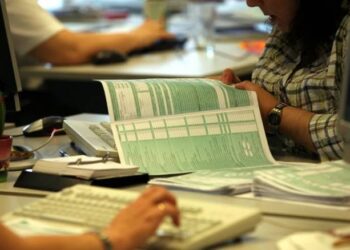 Η παγίδα της αλλαγής ΚΑΔ εν μέσω φορολογικών δηλώσεων: SOS από τους λογιστές:
