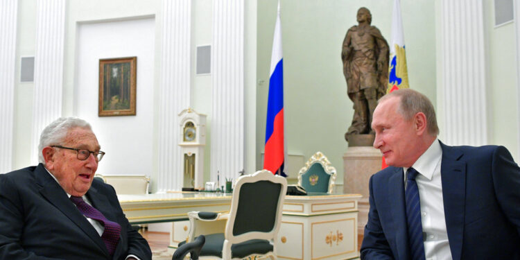 Τριμερής σύνοδος Ρωσίας, Ουκρανίας και ΗΠΑ στα Ηνωμένα Αραβικά Εμιράτα μετά τις επαφές Πούτιν – Γουίτκοφ