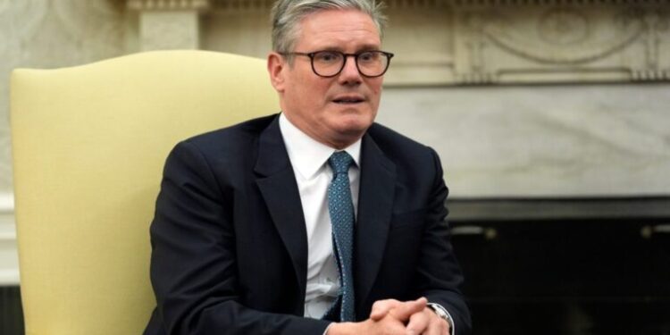 Κιρ Στάρμερ: «Δεν θα ενδώσω» στις πιέσεις Τραμπ αναφορικά με τη Γροιλανδία