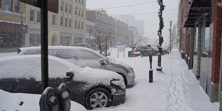 Ιστορική κακοκαιρία στις ΗΠΑ: Χιονοπτώσεις, πάγος και θερμοκρασίες έως -43°C επηρεάζουν 40 πολιτείες