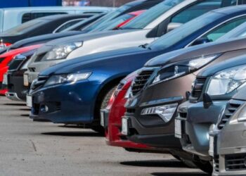 Επιδότηση για νέο αυτοκίνητο: Σχέδιο στήριξης ευάλωτων οδηγών με κίνητρα για ηλεκτρικά οχήματα