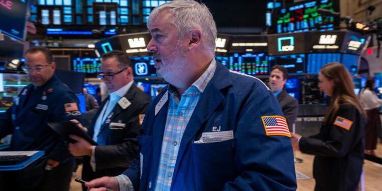 Αναδυόμενες αγορές: Η Wall Street «βλέπει» πολυετή κύκλο επενδυτικών εισροών το 2026