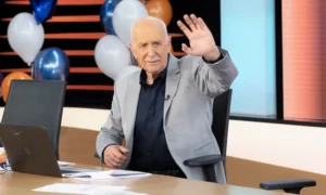 Ο Γιώργος Παπαδάκης υπήρξε ο απόλυτος πρωταγωνιστής της πρωινής ζώνης, έχοντας ταυτίσει το όνομά του με την εκπομπή «Καλημέρα Ελλάδα».