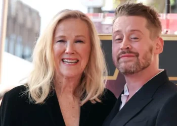 Αντίο στην Κάθριν Ο’ Χάρα: Η συγκινητική ανάρτηση του Μακόλεϊ Κάλκιν για την κινηματογραφική του μητέρα