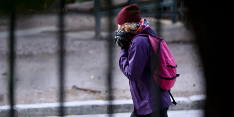 Καιρός: Στα λευκά τα ορεινά της χώρας από το κύμα ψύχους – Χιόνια σε Μακεδονία, Εύβοια και ορεινή Αττική