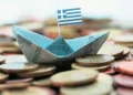 Ελαφρύνσεις και αυξήσεις μισθών το 2026: Ποιοι κερδίζουν και τι αλλάζει για εργαζόμενους και νοικοκυριά