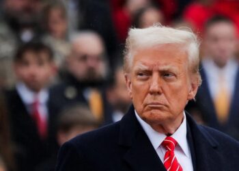 Ο Τραμπ επιβάλλει δασμούς σε 8 ευρωπαϊκές χώρες με φόντο τη Γροιλανδία