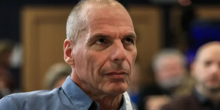 Γιάνης Βαρουφάκης: «Δυστυχώς, η Αριστερά δεν φάνηκε αντάξια της ελπίδας που γέννησε» (Συνέντευξη)