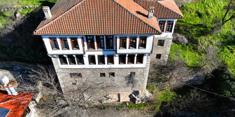 Aρχοντικό Παπατέρπου/Photo: Studio Trasias