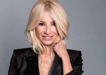 Φαίη Σκορδά: Η «μυστική» απόδραση στη Ρώμη και η επιστροφή στην Αθήνα – Το φωτογραφικό άλμπουμ του Αγίου Βαλεντίνου