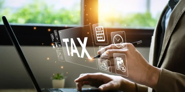 Ηλεκτρονική τιμολόγηση: Πρεμιέρα αύριο για τις μεγάλες επιχειρήσεις – Όλες οι προθεσμίες και τα τσουχτερά πρόστιμα