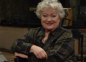 Τάνια Τσανακλίδου: Η συγκλονιστική εξομολόγηση για το Χόλιγουντ, τη σχέση με τον χρόνο και τα απωθημένα