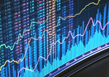 Παγκόσμιο Ράλι στις Αγορές: Βουτιά στο Πετρέλαιο μετά τις Δηλώσεις Τραμπ για το Ιράν