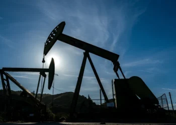 Άνοδος στο Brent λόγω αβεβαιότητας για την εκεχειρία ΗΠΑ – Ιράν