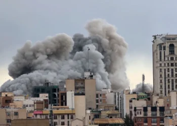 Τραμπ: «Το Ιράν ζήτησε κατάπαυση του πυρός» – Tεχεράνη: «Ψευδής και αβάσιμος ισχυρισμός»