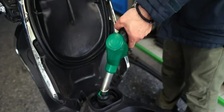 Βενζίνη: Πόσο θα αυξηθεί η τιμή της και πότε θα γίνουν οι τελευταίες πληρωμές για το Fuel Pass