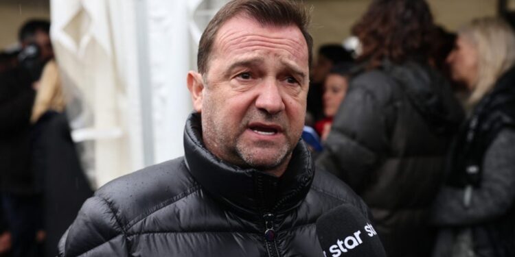 Πλακιάς για κόμμα Καρυστιανού: «Τα περιστέρια καταλήγουν σε κατσαρόλα» – Τι είπε για τα περί αστυνομικής βίας στον Ρούτσι