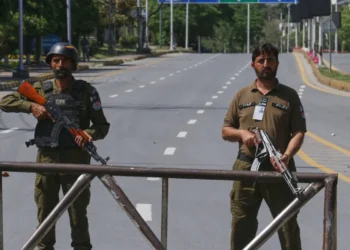 Δρακόντεια μέτρα ασφαλείας στο Πακιστάν για τις νέες συνομιλίες ΗΠΑ – Ιράν: Νέα προειδοποίηση Ισραήλ