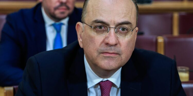 Παραιτήθηκε ο Μακάριος Λαζαρίδης – «Δε θα αφήσω κανέναν να αμαυρώσει την πορεία μου»