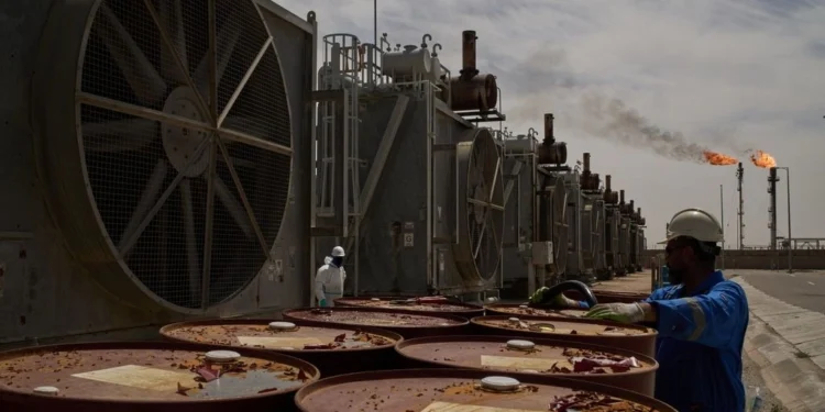 Το ράλι στο πετρέλαιο εκτοξεύει τις τιμές στα πρατήρια καυσίμων – «Καίει» η έξοδος της Πρωτομαγιάς