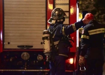 Τρεις διαδοχικές φωτιές σε Περιστέρι, Νέα Φιλαδέλφεια και Μοσχάτο μέσα σε μία ώρα