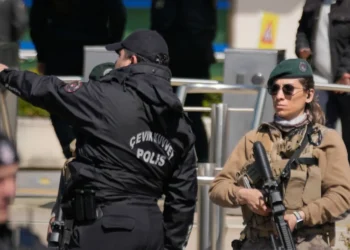 Το Ιράν σταμάτησε τις εξαγωγές πετρελαίου – Δίνει προτεραιότητα στην εσωτερική αγορά