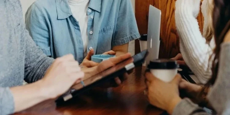 Μέχρι πότε γίνονται οι αιτήσεις για το Youth Pass: Tα βήματα για το voucher 150 ευρώ