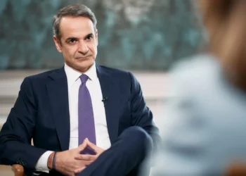 «Μίνι» ανασχηματισμός, διάγγελμα Μητσοτάκη και πιθανές διαγραφές γαλάζιων Βουλευτών