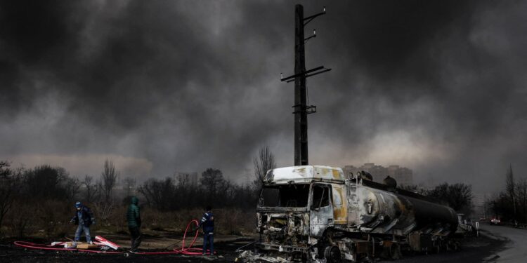 Δυσοίωνες προβλέψεις από το ΔΝΤ: Πληθωρισμός άνω του 4%, επί τα χείρω οι εκτιμήσεις για την ανάπτυξη