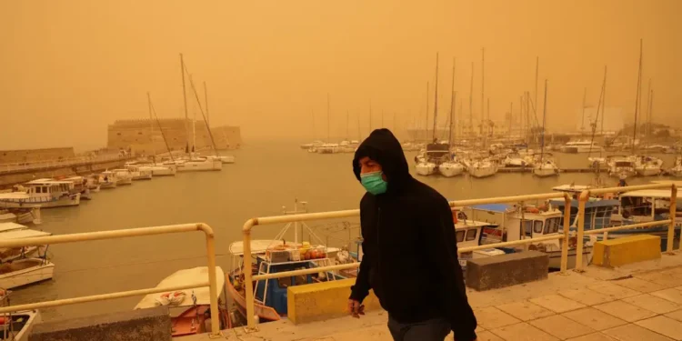 Καιρός αύριο: Λασποβροχές στα νότια και ανατολικά της χώρας