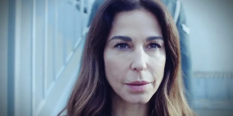 Άγιος έρωτας – επόμενο επεισόδιο: Η Χριστίνα αποκαλύπτει στον Κυριάκο ότι οι γιοι του έχουν μπλέξει