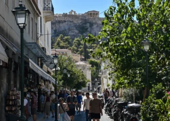 Επιδότηση σε diesel, λιπάσματα και… στο βάθος νέες παροχές για ενοικιαστές και 300 ευρώ σε συνταξιούχους