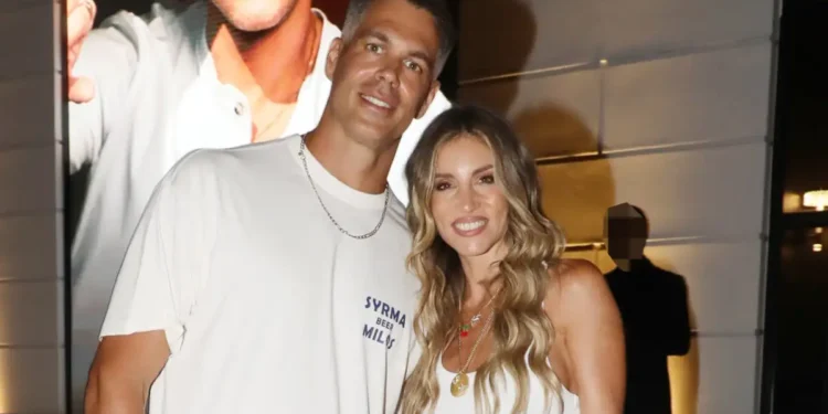 Αθηνά Οικονομάκου και Μπρούνο Τσερέλα παραμένουν full in love: Οι νέες πόζες που ανέβασε ο μπασκετμπολίστας