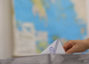 Δημοσκόπηση Pulse: Στο 31% η ΝΔ, 16,5 μονάδες μπροστά από το ΠΑΣΟΚ – Πώς αξιολογούνται τα μέτρα