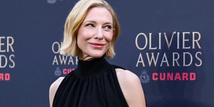 Κέιτ Μπλάνσετ: Ύψωσε το δάχτυλο σε φωτογράφο που της φώναζε